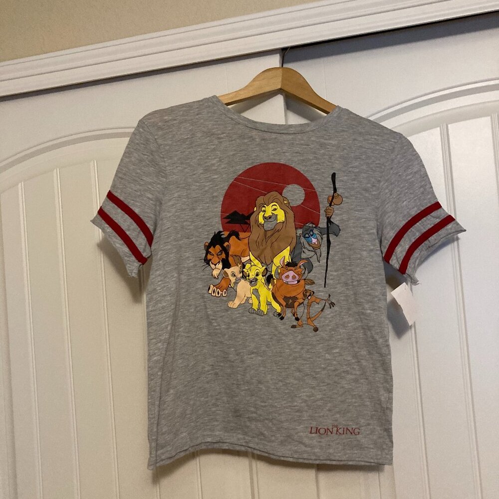 Disney The Lion King Graphic T Shirt Women's Small Gray Short Sleeve Red Trim